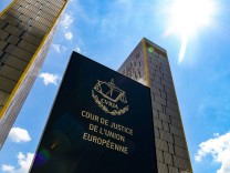20 06 2019 xmkx Politik Europaeischer Gerichtshof EuGH v l Eingangsschild Symbolbild Luxembu