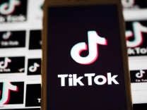 (200804) -- WASHINGTON, Aug. 4, 2020 -- The logo of TikTok is displayed on the screen of a smartphone on a computer scr